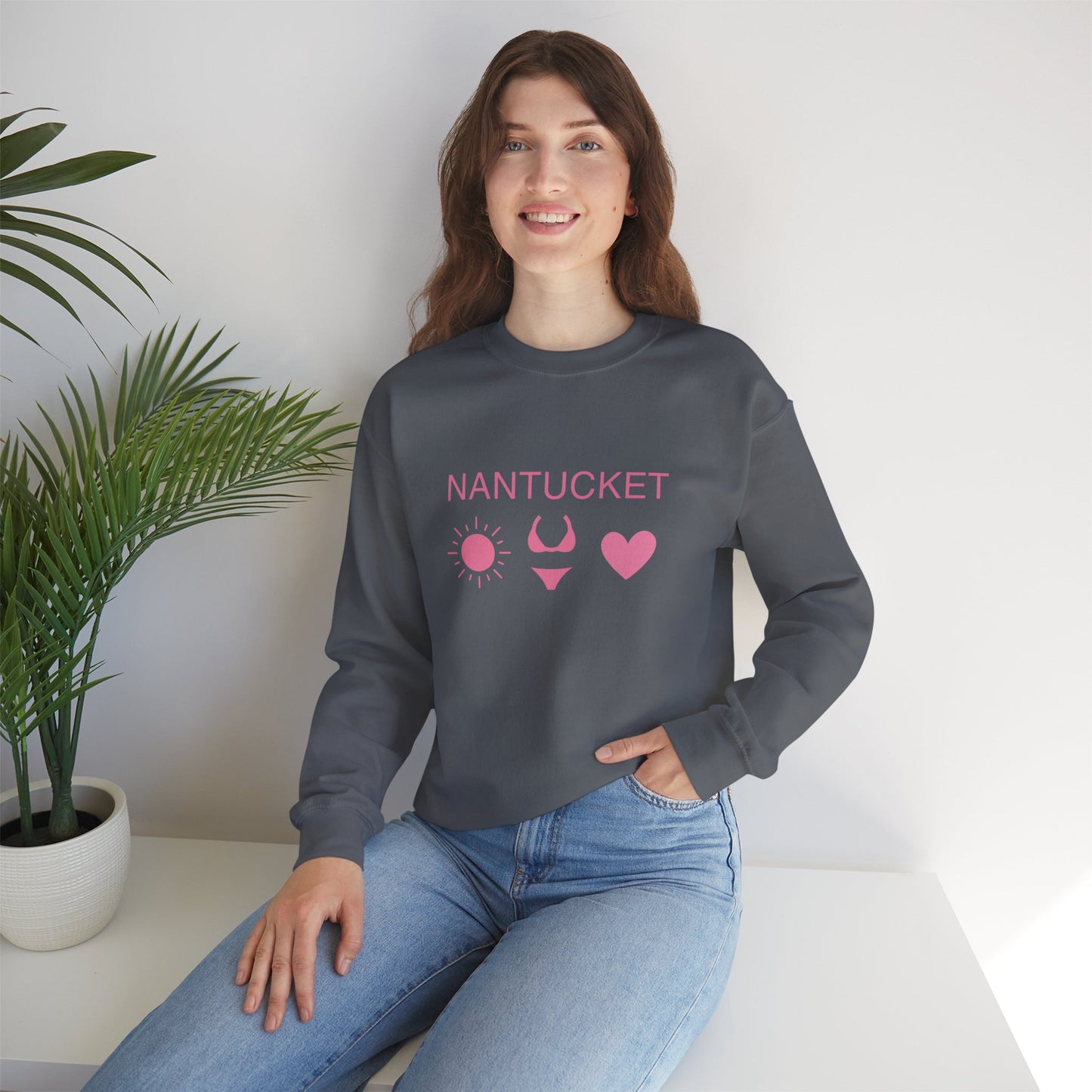 Nantucket Graphic Crewneck Sweatshirt - Cozy Casual Wear for Beach Lovers